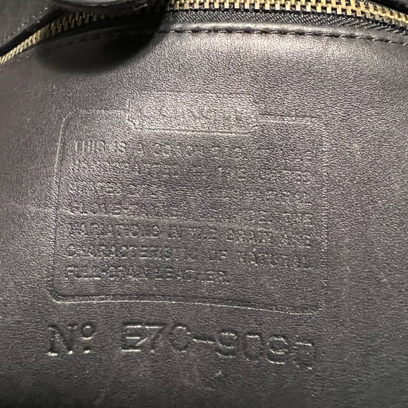 Vintage coach tote bag with coach accent scarf - Picture 6 of 8